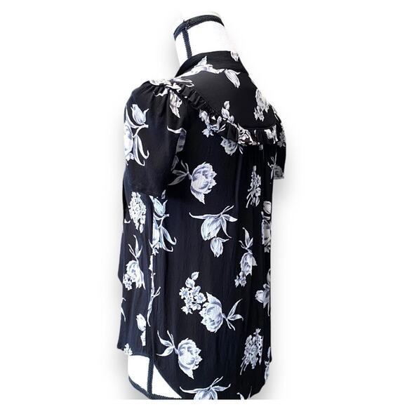 Anthropologie Maeve Button Up Floral Ruffle
Trim Blouse XS Black Short Sleeve - Picture 6 of 11